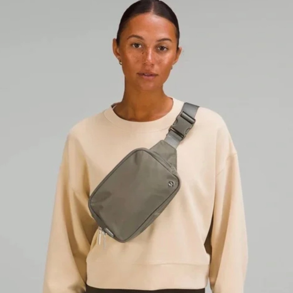 Brand NEW NWT lululemon large everyday belt bag in color grey sage